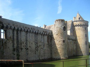 Стены замка хранят память о своих великих владельцах