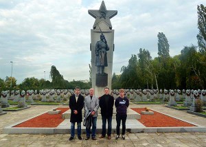 Участники конференции посетили мемориал «Советским воинам, павшим  за свободу и независимость Чехословакии»