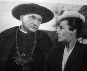 Кадр из фильма «Заговор обреченных». 1950 год. А.Н.Вертинский в роли кардинала (с Софьей Пилявской)