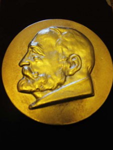 Большая золотая медаль  Ильи Чавчавадзе