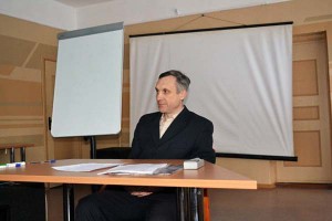 Докладчик Борис Вячеславович Дорофеев